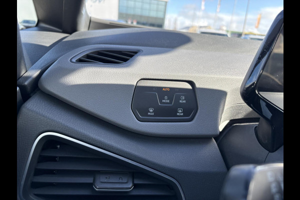 Volkswagen ID.3 First 58 kWh | Stoelverwarming | Trekhaak