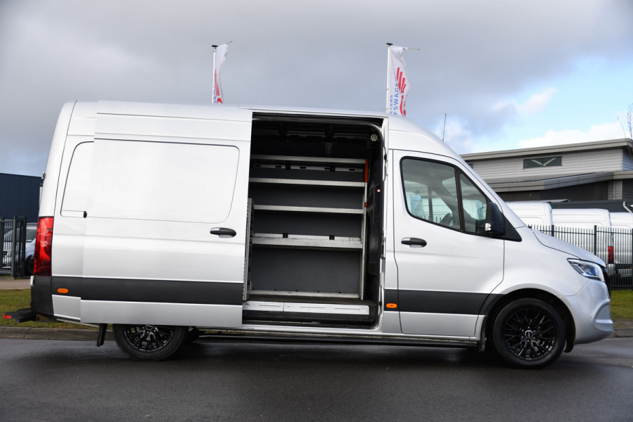 Mercedes-Benz Sprinter 316 2.2 CDI L2H2 AMG Edition 360 Camera, Adaptieve Cruise, Carplay, LED, 3500kg Trekhaak, 164pk, Stoelverwarming, Standkachel, Uniek!