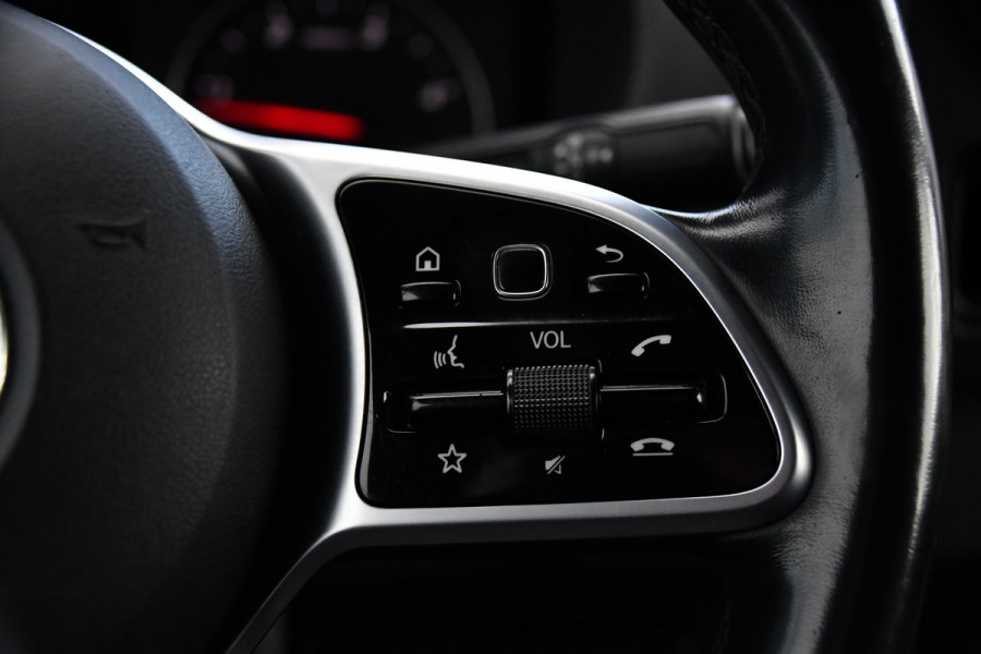 Mercedes-Benz Sprinter 316 2.2 CDI L2H2 AMG Edition 360 Camera, Adaptieve Cruise, Carplay, LED, 3500kg Trekhaak, 164pk, Stoelverwarming, Standkachel, Uniek!