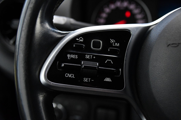 Mercedes-Benz Sprinter 316 2.2 CDI L2H2 AMG Edition 360 Camera, Adaptieve Cruise, Carplay, LED, 3500kg Trekhaak, 164pk, Stoelverwarming, Standkachel, Uniek!