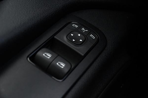 Mercedes-Benz Sprinter 316 2.2 CDI L2H2 AMG Edition 360 Camera, Adaptieve Cruise, Carplay, LED, 3500kg Trekhaak, 164pk, Stoelverwarming, Standkachel, Uniek!