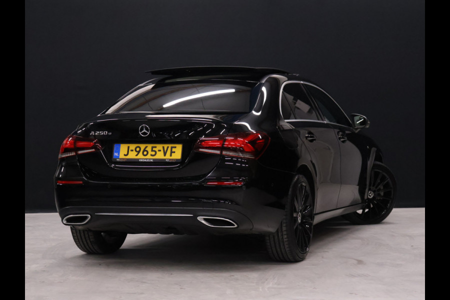 Mercedes-Benz A-Klasse 250 e Business Solution Luxury Limited [SCHUIFDAK, CAMERA, SFEERVERLICHTING, LEDER, SPORTSTOELEN, STOELVERWARMING, NIEUWSTAAT]