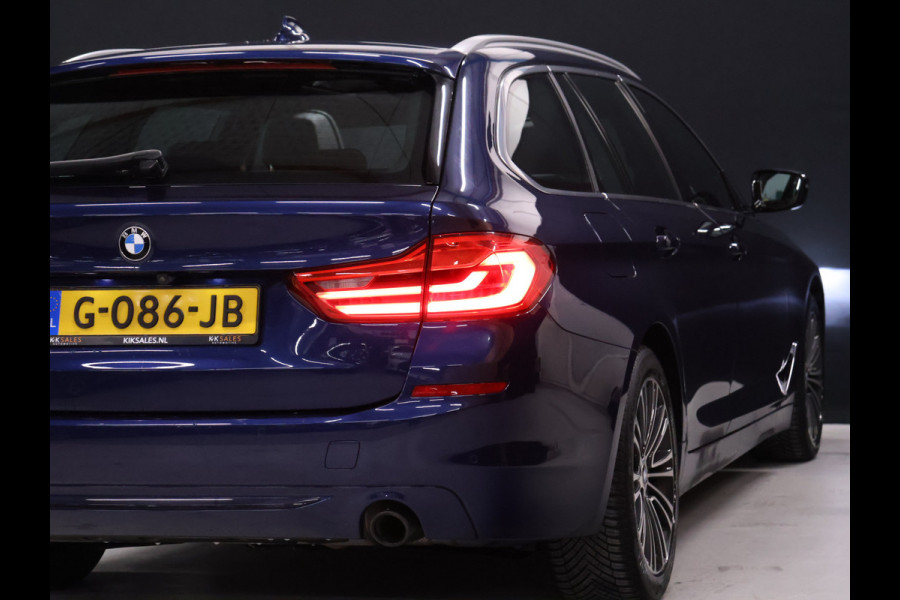 BMW 5 Serie Touring 520i High Executive Edition [SCHUIFDAK, MEMORY SEATS, CAMERA, HEAD UP DISPLAY, VOL LEDER, SPORTSTOELEN, NIEUWSTAAT]