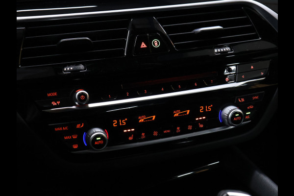 BMW 5 Serie Touring 520i High Executive Edition [SCHUIFDAK, MEMORY SEATS, CAMERA, HEAD UP DISPLAY, VOL LEDER, SPORTSTOELEN, NIEUWSTAAT]