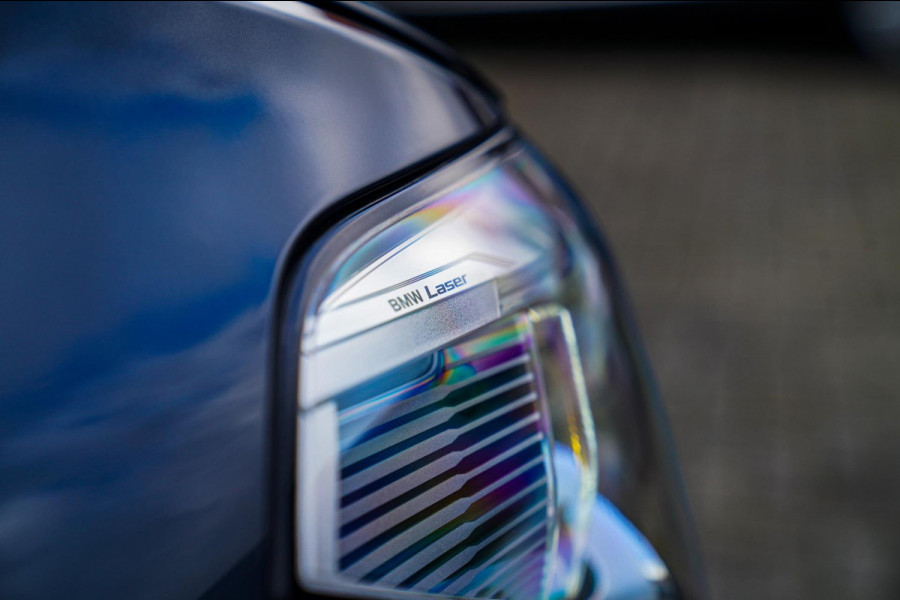 BMW X5 XDrive45e High Executive | Massage | incl BTW | Panorama | Laser LED | Adaptieve cruise | Dodehoek assistent | Lane assist