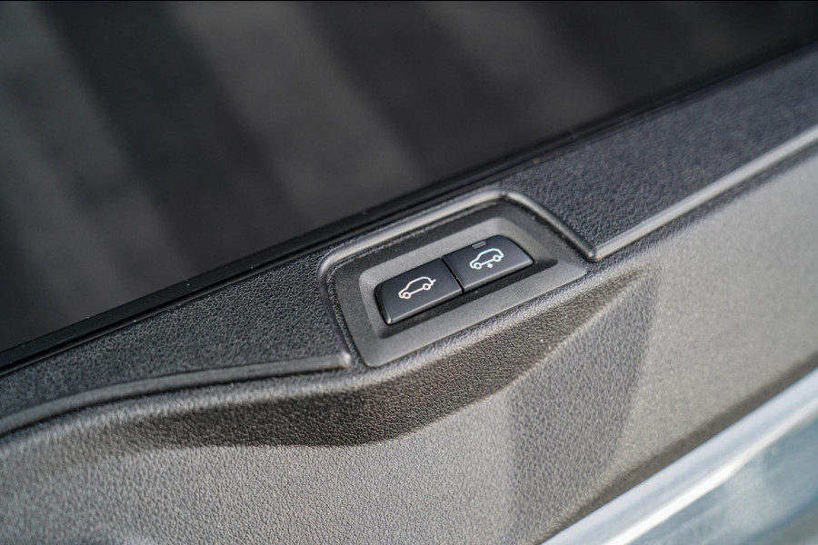 BMW X5 XDrive45e High Executive | Massage | incl BTW | Panorama | Laser LED | Adaptieve cruise | Dodehoek assistent | Lane assist