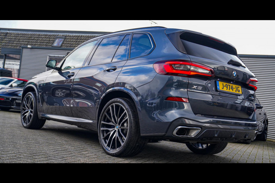 BMW X5 XDrive45e High Executive | Massage | incl BTW | Panorama | Laser LED | Adaptieve cruise | Dodehoek assistent | Lane assist
