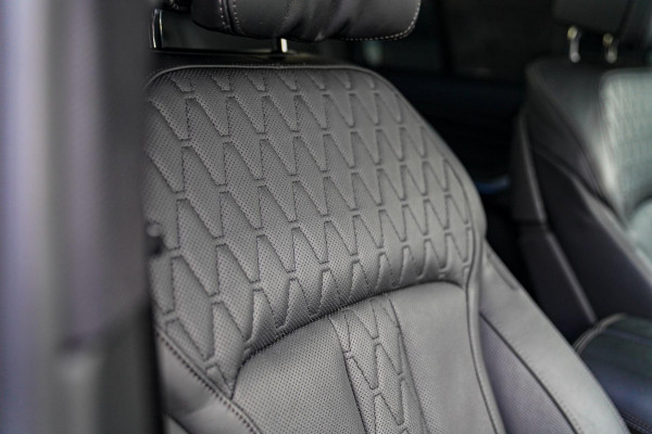 BMW X5 XDrive45e High Executive | Massage | incl BTW | Panorama | Laser LED | Adaptieve cruise | Dodehoek assistent | Lane assist