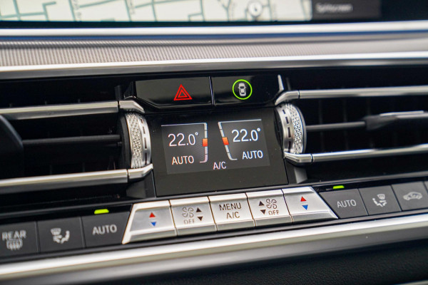 BMW X5 XDrive45e High Executive | Massage | incl BTW | Panorama | Laser LED | Adaptieve cruise | Dodehoek assistent | Lane assist