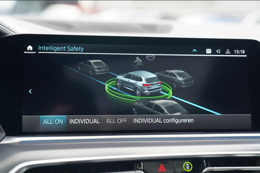 BMW X5 XDrive45e High Executive | Massage | incl BTW | Panorama | Laser LED | Adaptieve cruise | Dodehoek assistent | Lane assist