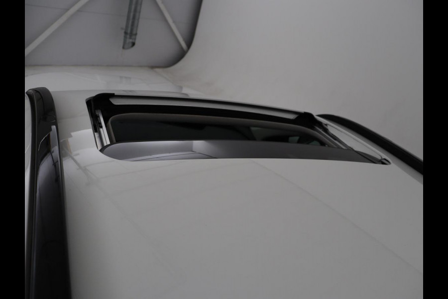 Kia Niro 1.6 GDi Hybrid DynamicPlusLine | Schuifdak | Head-Up | Stoelverwarming | Leder | Camera | Carplay | Keyless | Side Assist | Navigatie | File Assistent | Full LED