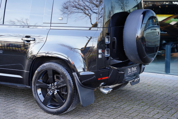 Land Rover Defender 110 P 525 V8 Black Edition / Panoramadak / Meridian / BTW