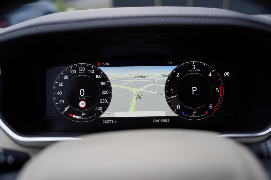 Land Rover Range Rover 3.0 SDV6 HSE Panoramadak / Meridian / Elek. Trekhaak