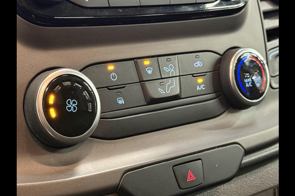 Ford Transit Custom 300 2.0 TDCI L2H1 Trend |Navi| DAB| PDC| Airco| Camera| Carplay| 3-zits