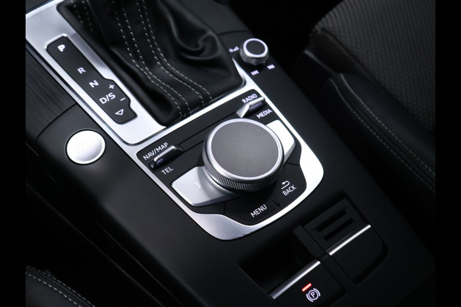 Audi A3 Limousine 35 TFSI CoD Advance Sport S Line [CAMERA, 2X S LINE, VIRTUAL COCKPIT, STOELVERWARMING, CRUISE CONTROL, NIEUWSTAAT]