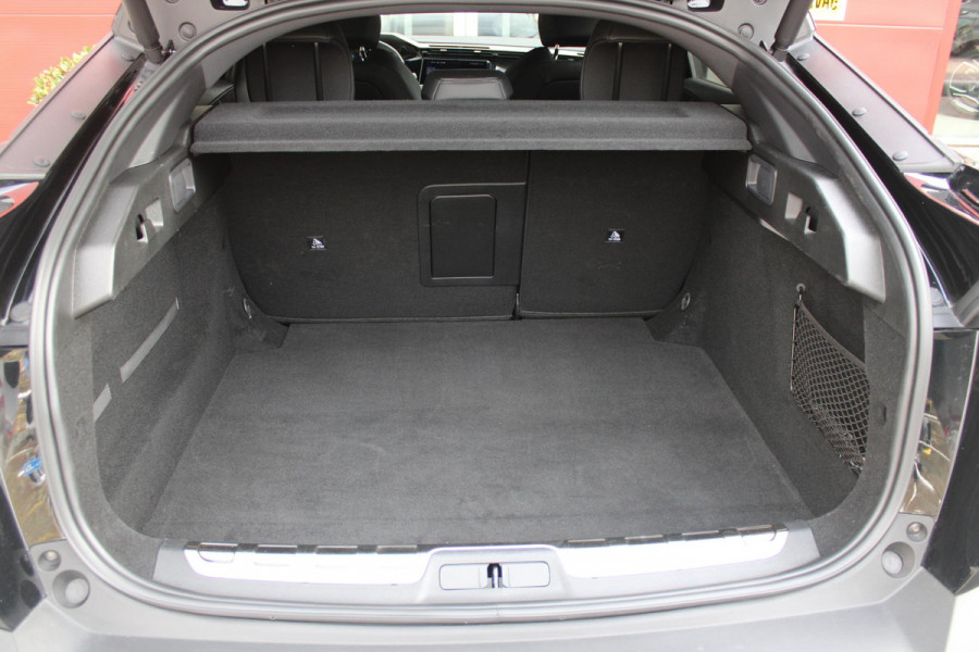 Peugeot 408 1.2 HYBRID 145PK e-DCS6 GT | MATRIX LED KOPLAMPEN | ADAPTIVE ACHTERVERLICHTING | NAVIGATIE FULL MAP | DRAADLOOS APPLE CARPLAY/ANDROID AUTO | STUURVERWARMING | ADAPTIEVE CRUISECONTROL | 19'' VIJF SPAAKS LICHTMETALEN VELGEN | ELEKTRISCHE ACHTERKLEP BEDIENING | DONKERE HEMELBEKLEDING | EXTRA GETINTE ACHTERRUITEN | 3D DIGITALE COCKPIT | SFEERVERLICHTING | PARKEERSENSOREN VOOR + ACHTER | ACHTERUITRIJCAMERA | KEYLESS ENTRY/START |