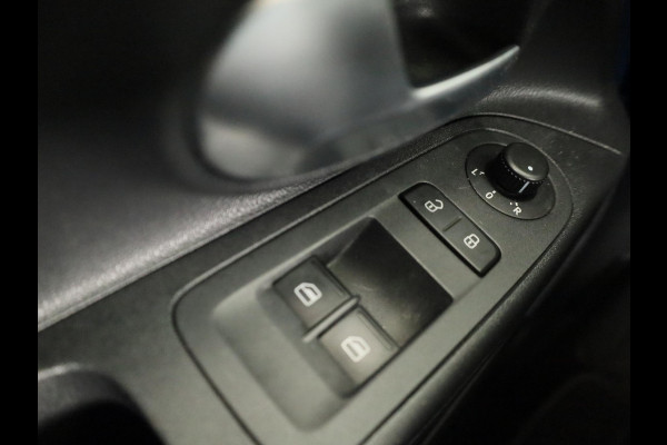 Volkswagen e-Up! Style 83PK | Navigatie via app | Cruise control | LM velgen | Acteruitrijcamera | Multifunctioneel stuurwiel |