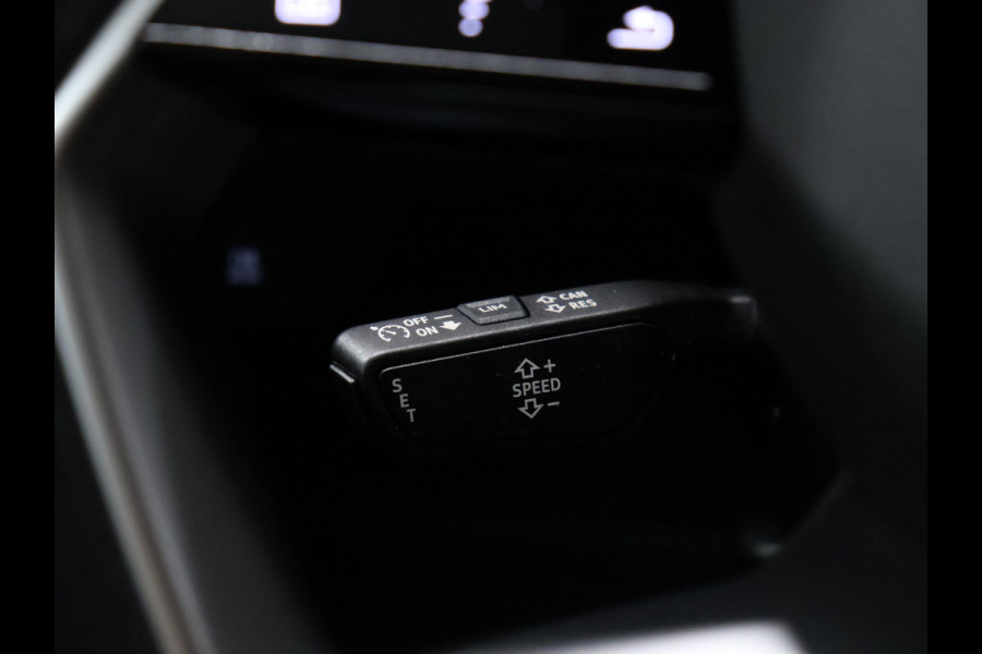 Audi Q4 e-tron 40 Advanced edition 77 kWh [VOL LEDER, VIRTUAL COCKPIT, STOELVERWARMING, BLUETOOTH, NAVIGATIE, PDC VOOR+ACHTER, SCHAKELFLIPPERS, NIEUWSTAAT]