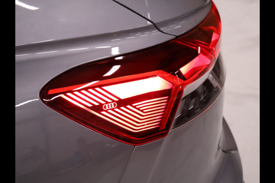 Audi Q4 e-tron 40 Advanced edition 77 kWh [VOL LEDER, VIRTUAL COCKPIT, STOELVERWARMING, BLUETOOTH, NAVIGATIE, PDC VOOR+ACHTER, SCHAKELFLIPPERS, NIEUWSTAAT]