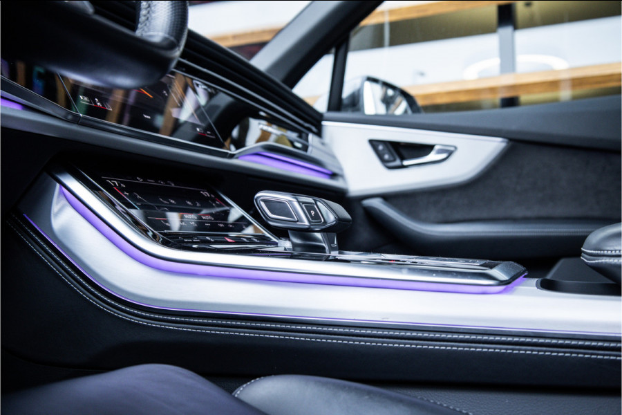 Audi Q7 60 TFSI e quattro Competition - Panorama | B&O | RS Seats | Luchtvering | Elek.Trekhaak