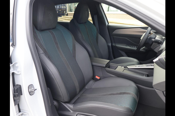 Peugeot E-308 FIRST EDITION GT EV 54 KWH + STUUR/STOELVERW. | ADAPTIVE CRUISE | CARPLAY | STANDKACHEL | CAMERA