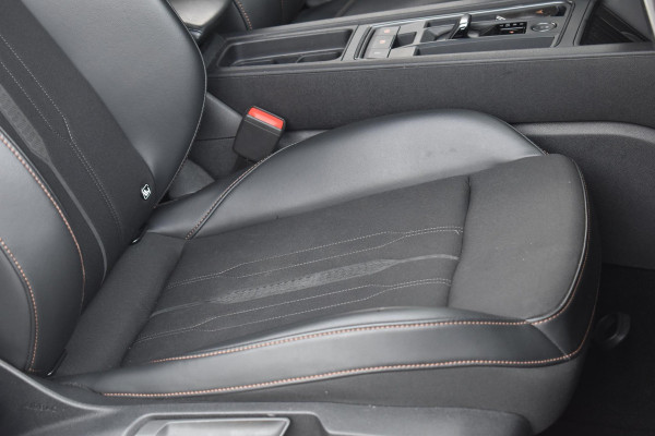 CUPRA Leon 1.4 e-Hybrid VZ Business Lane Stuurvw ACC