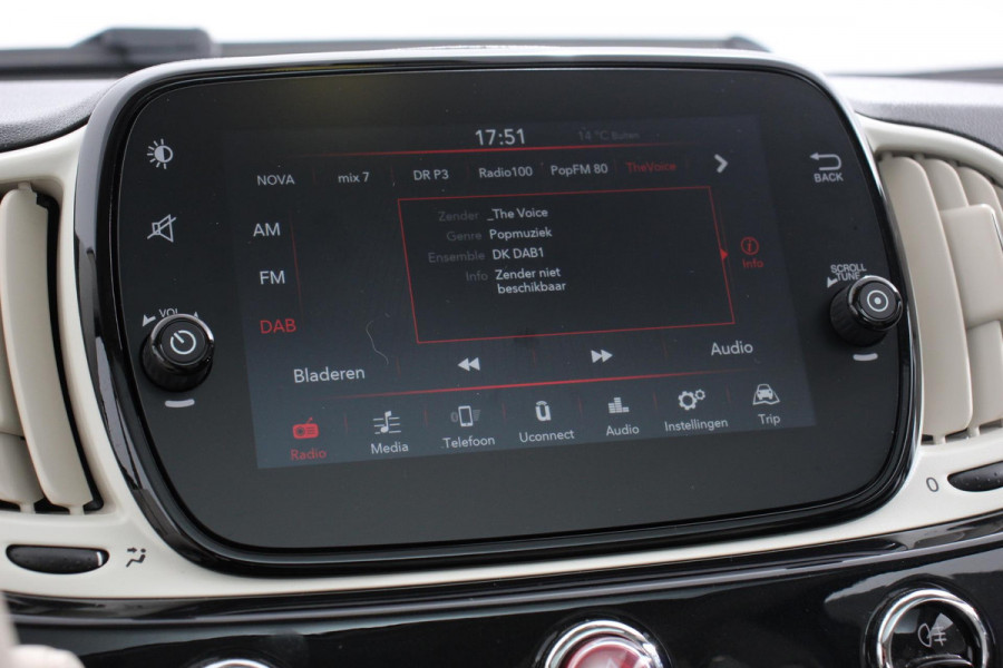 Fiat 500 1.0 Hybrid Lounge Plus | Navigatie | Panorama Dak | Parkeersensoren Achter | Climatronic | lichtmetalen Velgen | Dab