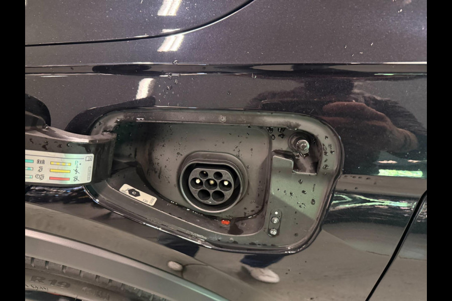 Volkswagen Tiguan 1.4 TSI eHybrid 2X R-LINE BLACK-LINE PANO/LEDER/M-STOELEN/NAVI/V-COCKPIT/DAB/LED///