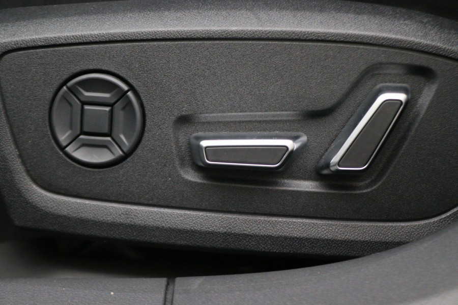 Audi RS6 Avant 4.0 TFSI Quattro 600 PK Panoramadak, B&O 3D, Dynamic Plus, Carbon, Ceramic, 4WB, HUD, 22"