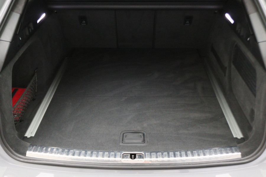 Audi RS6 Avant 4.0 TFSI Quattro 600 PK Panoramadak, B&O 3D, Dynamic Plus, Carbon, Ceramic, 4WB, HUD, 22"