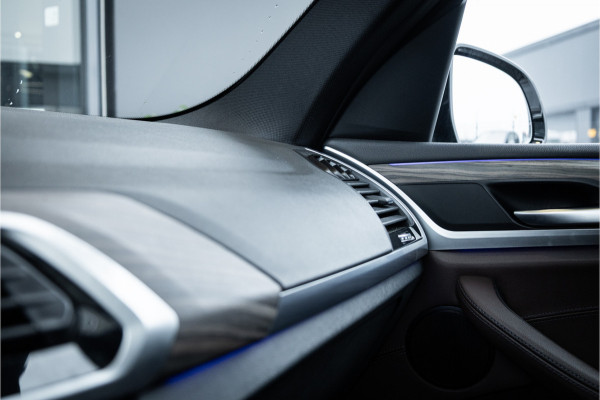 BMW X3 xDrive20i High Executive - Panorama | Cruise Control | Camera | Stoelverwarming