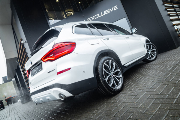 BMW X3 xDrive20i High Executive - Panorama | Cruise Control | Camera | Stoelverwarming