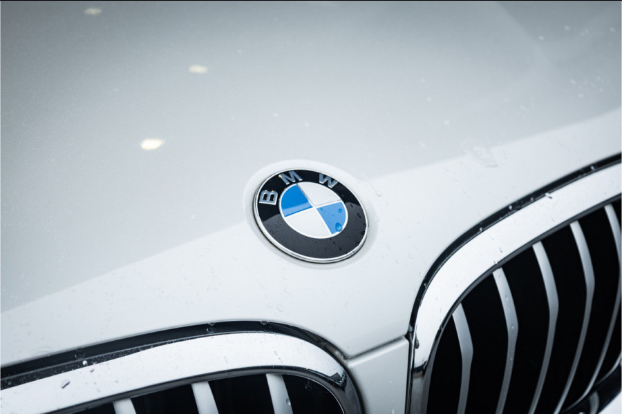 BMW X3 xDrive20i High Executive - Panorama | Cruise Control | Camera | Stoelverwarming