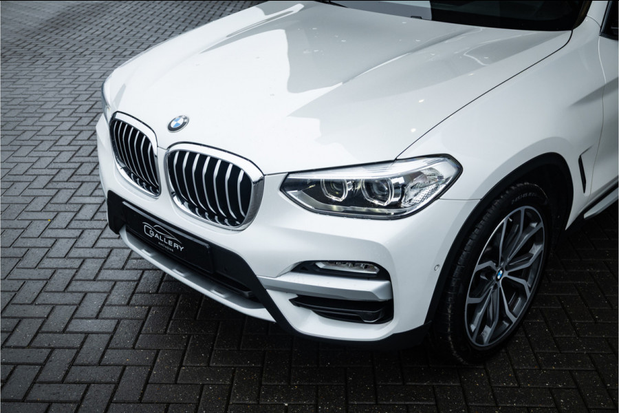 BMW X3 xDrive20i High Executive - Panorama | Cruise Control | Camera | Stoelverwarming