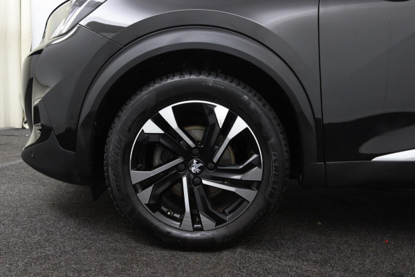 Peugeot 2008 1.2 PureTech GT*AUTOM.*ECC*CRUISE*NAVI*CAM*