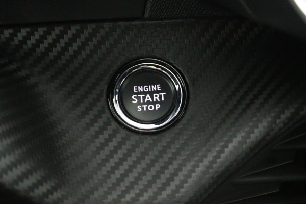 Peugeot 2008 1.2 PureTech GT*AUTOM.*ECC*CRUISE*NAVI*CAM*