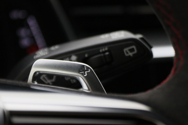 Audi RS6 Avant 4.0 TFSI Quattro 600 PK Panoramadak, B&O 3D, Dynamic Plus, Carbon, Ceramic, 4WB, HUD, 22"