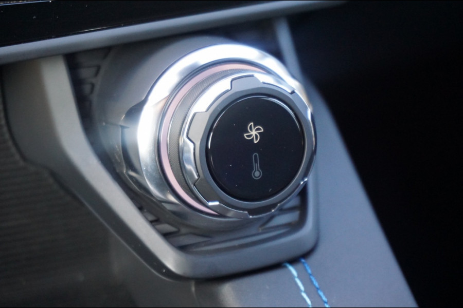 Lynk & Co 01 262PK PLUGIN HYBRID | PANO | 1.800KG TREKGEWICHT | 2023