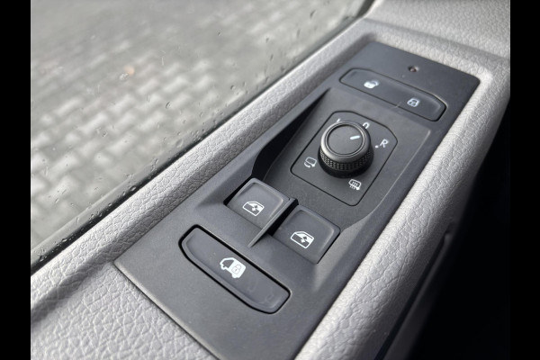 Volkswagen Transporter 2.0 TDI L2H1*A/C*3PERS.*