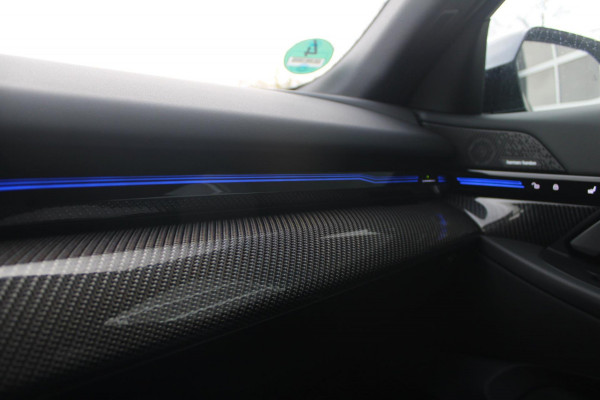 BMW 5 Serie 520i M-Sport Pro | Pano | HK | HUD | 360 | Ventilatie | Elek. Trekhaak