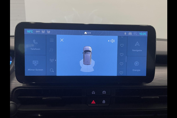 Jeep Avenger Longitude Automaat 54 kWh Navigatie Apple Carplay/Android Auto Climate Control Cruise Control Lichtmetalen Velgen Dab Keyless Parkeer Sensoren