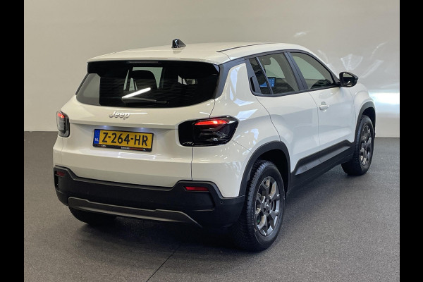 Jeep Avenger Longitude Automaat 54 kWh Navigatie Apple Carplay/Android Auto Climate Control Cruise Control Lichtmetalen Velgen Dab Keyless Parkeer Sensoren