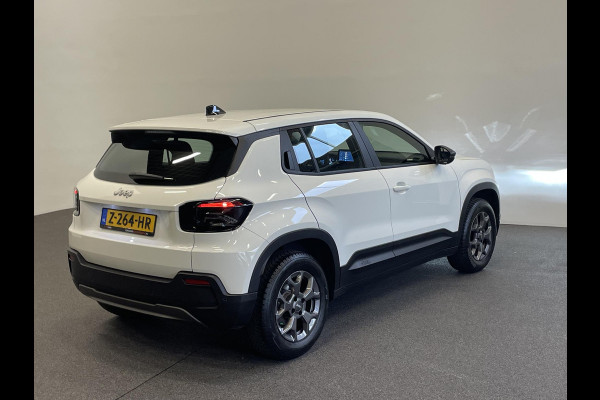 Jeep Avenger Longitude Automaat 54 kWh Navigatie Apple Carplay/Android Auto Climate Control Cruise Control Lichtmetalen Velgen Dab Keyless Parkeer Sensoren