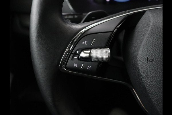 Škoda Octavia 1.0 e-TSI Business Edition | 61.800km NAP | Camera | Carplay | Navigatie | Full LED | Parkeerhulp | Digital Cockpit | Cruise control