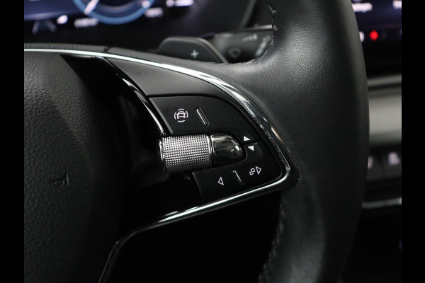 Škoda Octavia 1.0 e-TSI Business Edition | 61.800km NAP | Camera | Carplay | Navigatie | Full LED | Parkeerhulp | Digital Cockpit | Cruise control