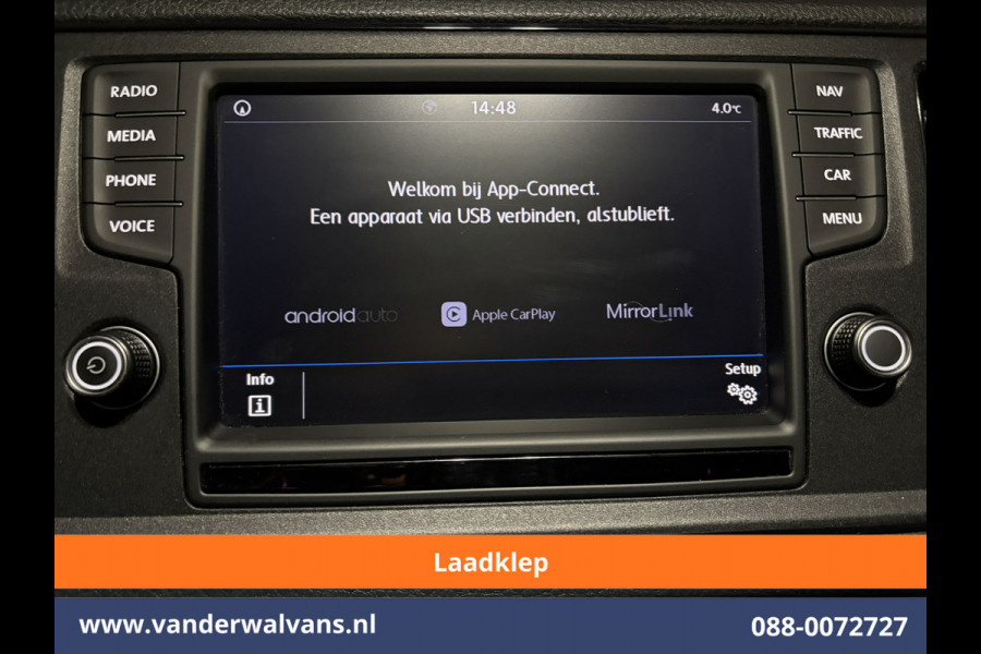 Volkswagen Crafter 2.0 TDI 141pk L3H3 L2H2 Laadklep Euro6 Airco | Camera | Navigatie | Apple Carplay Android Auto