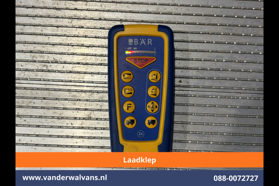 Volkswagen Crafter 2.0 TDI 141pk L3H3 L2H2 Laadklep Euro6 Airco | Camera | Navigatie | Apple Carplay Android Auto