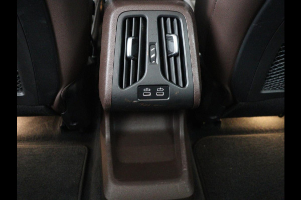 BMW X1 xDrive25e | Leder | Sportstoelen | Carplay | Adaptief LED | Keyless | Camera | Park Assist | Live Cockpit | Climate control | Navigatie | PHEV | Plug In | SOH 92%