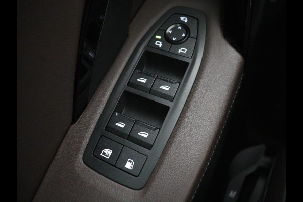 BMW X1 xDrive25e | Leder | Sportstoelen | Carplay | Adaptief LED | Keyless | Camera | Park Assist | Live Cockpit | Climate control | Navigatie | PHEV | Plug In | SOH 92%