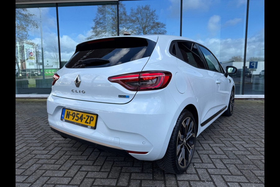 Renault Clio 1.6 E-Tech Hybrid 140 Intens Plus - Automaat - Navi - Parkeerhulp + Camera